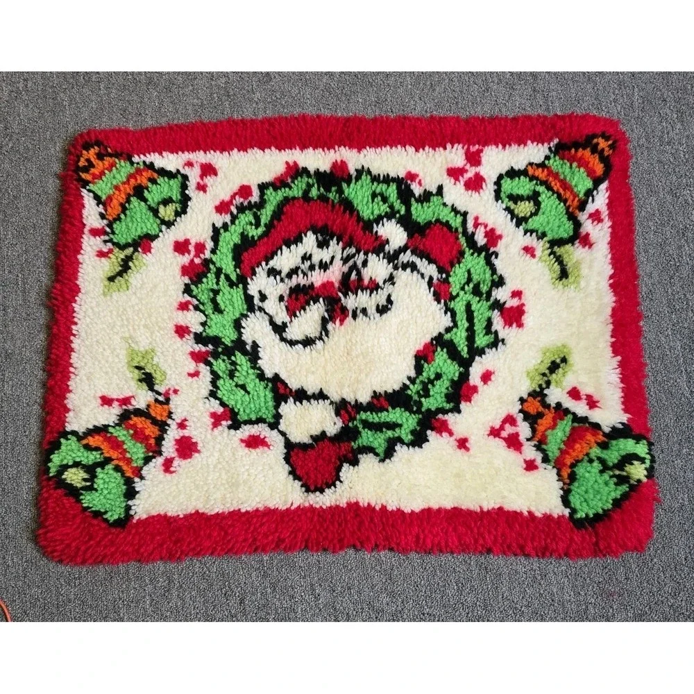Vintage Santa Christmas Tapestry Latch Hook Yarn Decor Handmade Wall Hanging